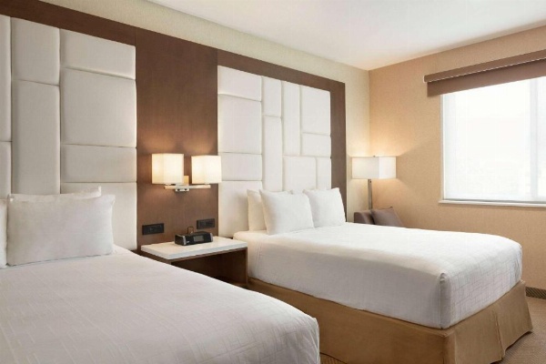 Wyndham Anaheim image 18